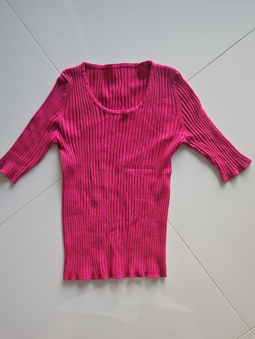Ribbed Scoop-Neck Short Sleeve Sweater - Hot Pink